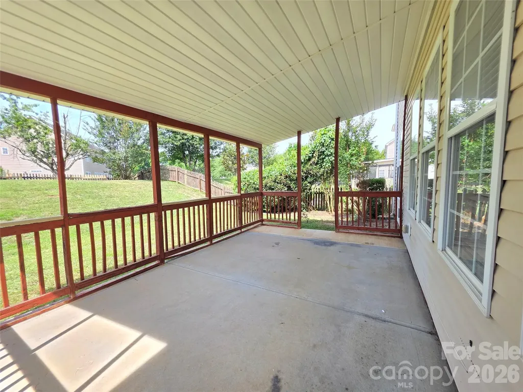10601 Bere Island Drive Charlotte NC 28278
