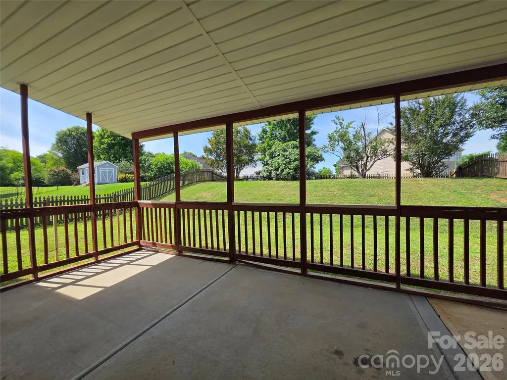 10601 Bere Island Drive Charlotte NC 28278