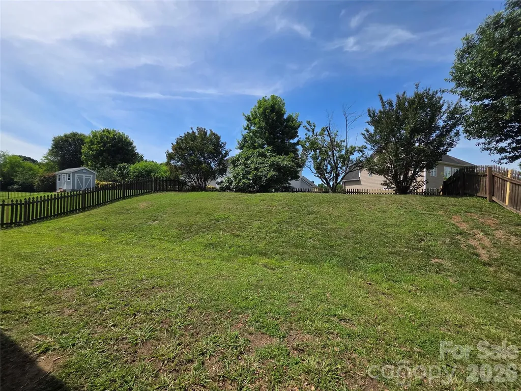 10601 Bere Island Drive Charlotte NC 28278