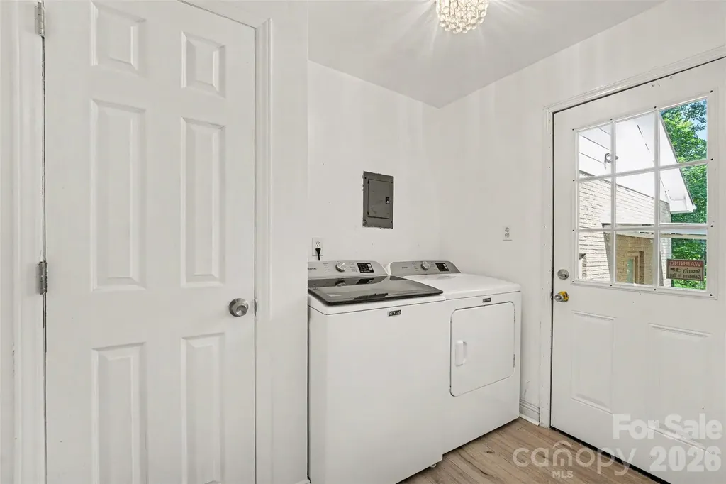 5901 Idlebrook Drive Charlotte NC 28212