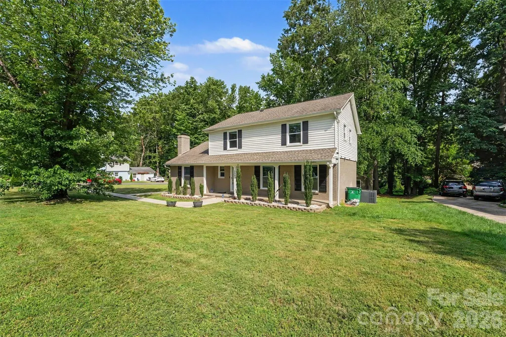 5901 Idlebrook Drive Charlotte NC 28212