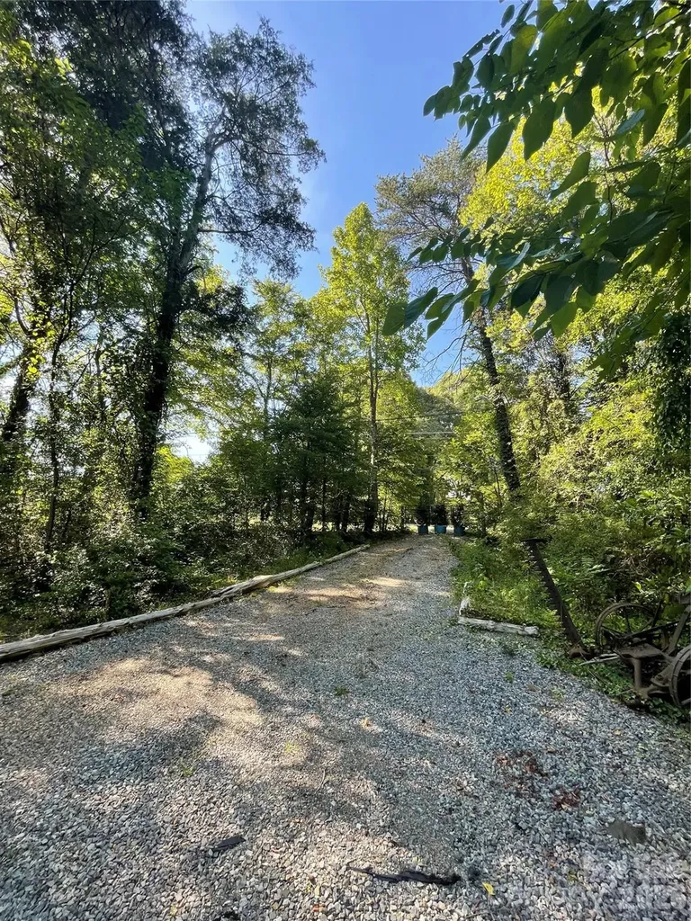 2507 Long Ferry Road Salisbury NC 28146