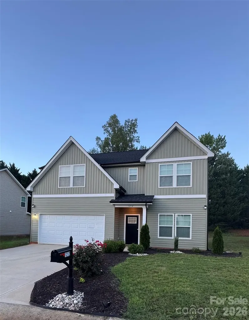 1212 Fall Day Circle SW Lenoir NC 28645