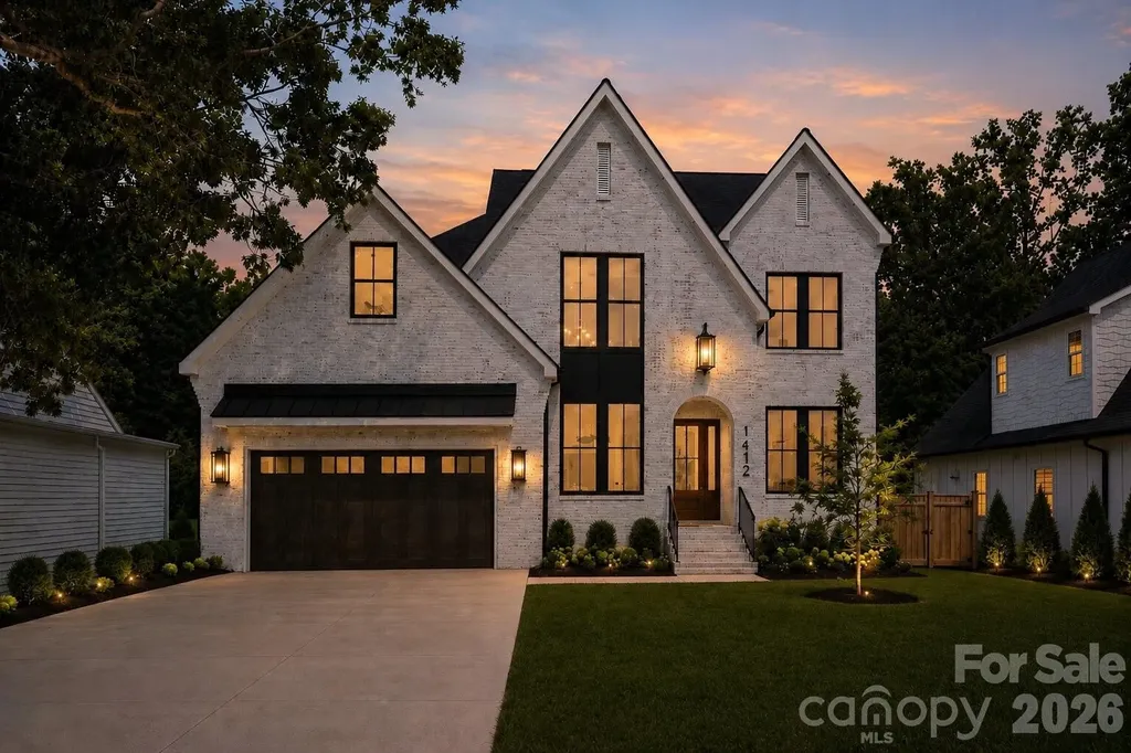 1412 Lyon Court Charlotte NC 28205