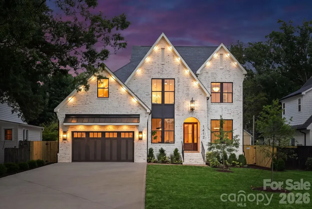 1412 Lyon Court Charlotte NC 28205