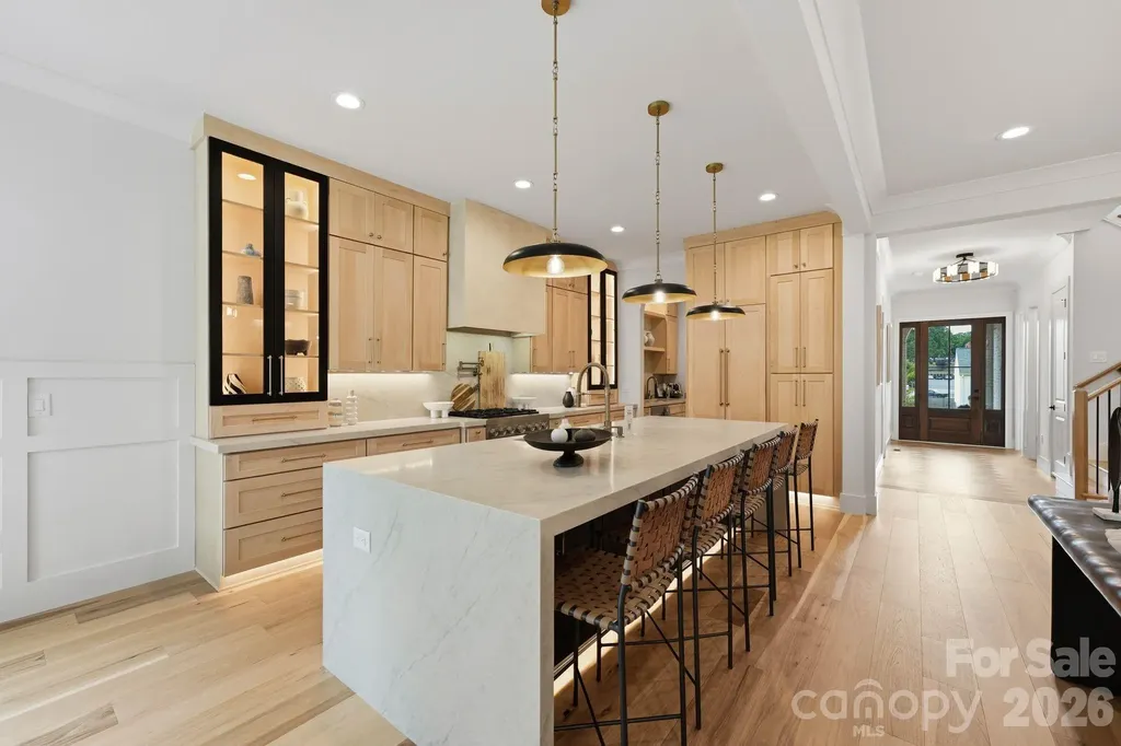 1412 Lyon Court Charlotte NC 28205
