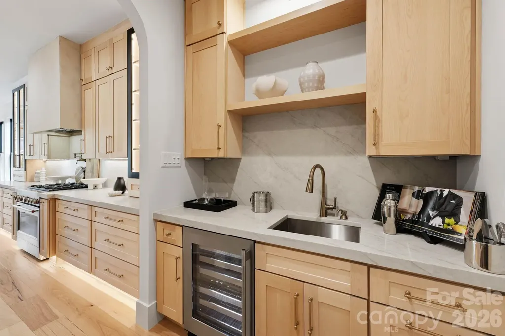 1412 Lyon Court Charlotte NC 28205