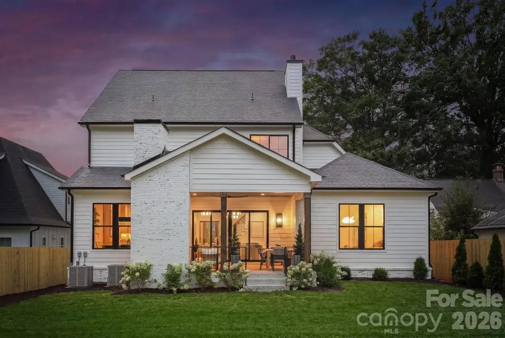 1412 Lyon Court Charlotte NC 28205