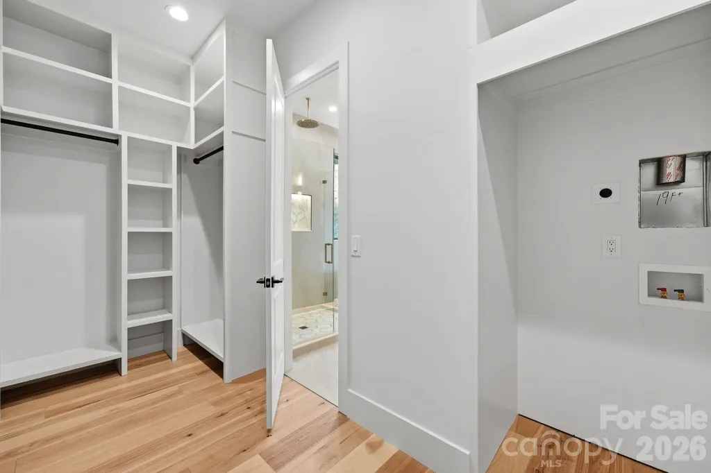 1412 Lyon Court Charlotte NC 28205