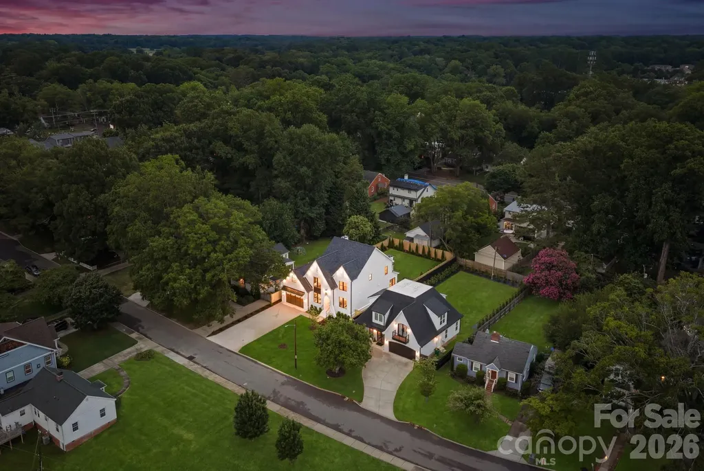 1412 Lyon Court Charlotte NC 28205