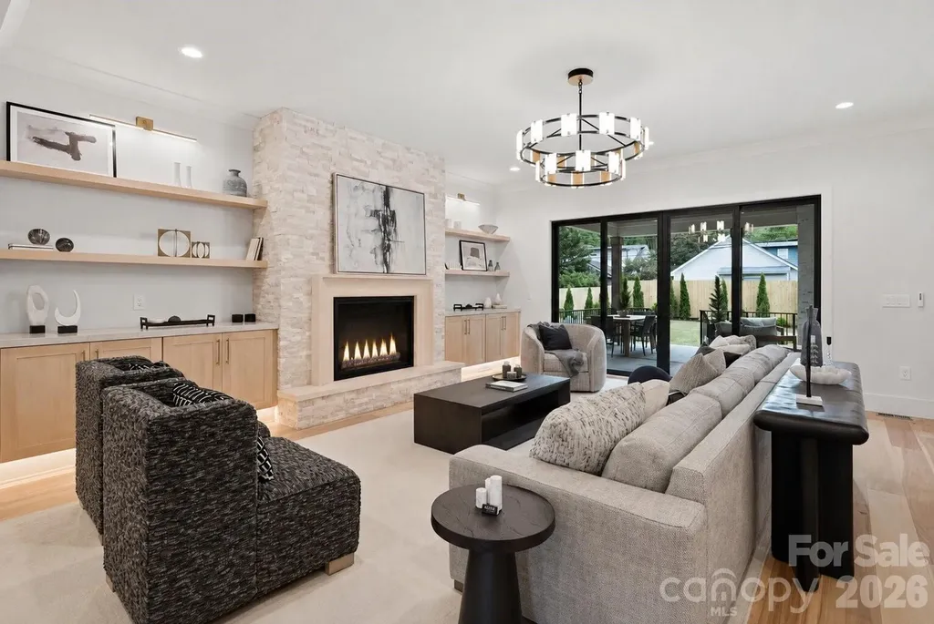 1412 Lyon Court Charlotte NC 28205