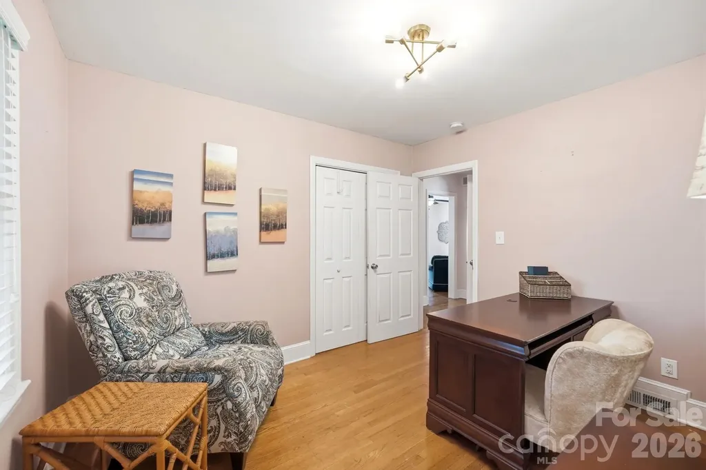 7919 Linda Lake Drive Charlotte NC 28215