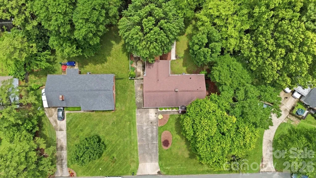 7919 Linda Lake Drive Charlotte NC 28215