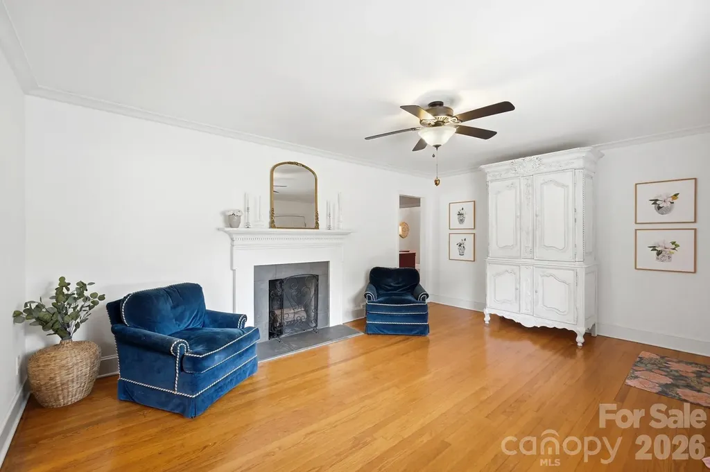 7919 Linda Lake Drive Charlotte NC 28215