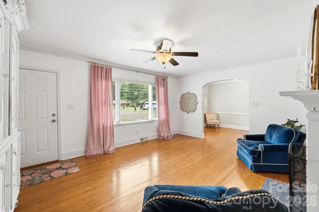 7919 Linda Lake Drive Charlotte NC 28215