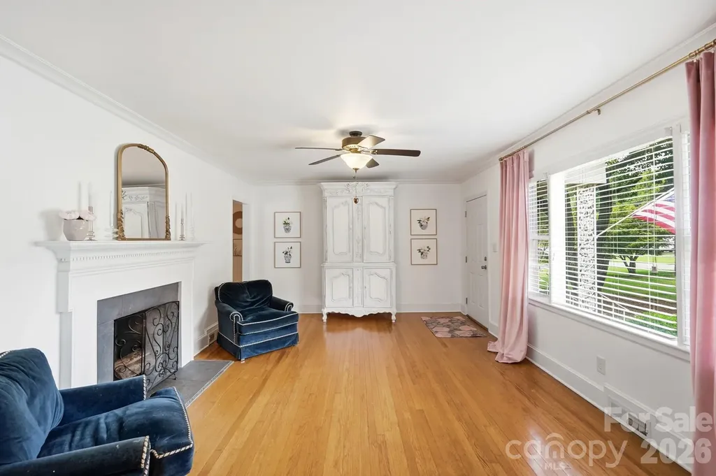 7919 Linda Lake Drive Charlotte NC 28215