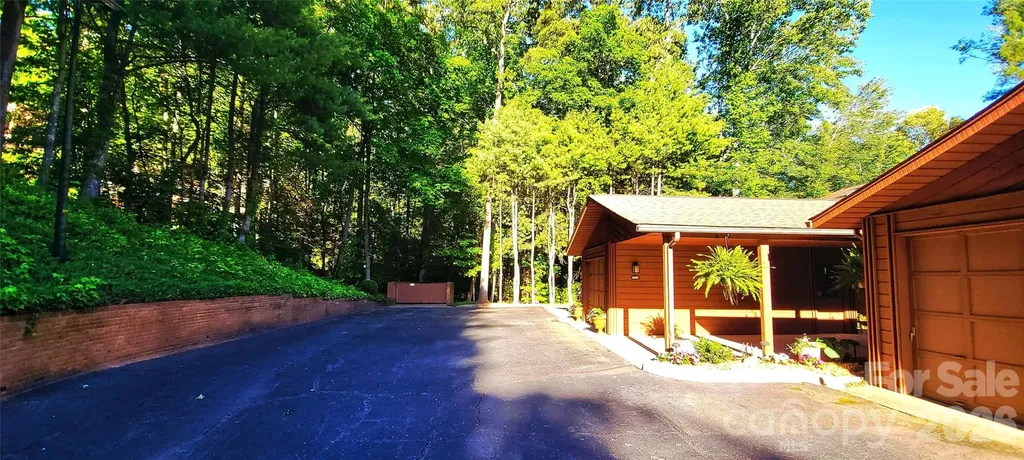 308 Woodfield Drive Asheville NC 28803