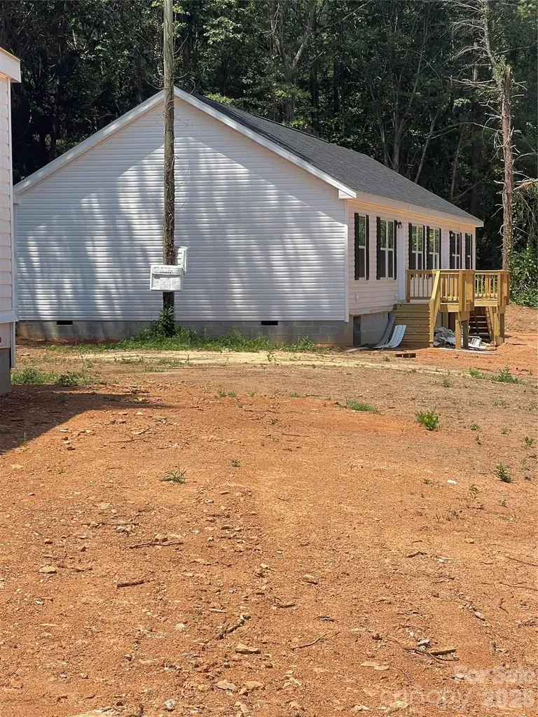 81 Gravel Hill Court Taylorsville NC 28681