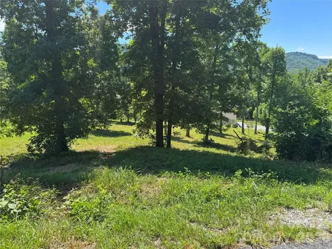 00 Glen Haven Cove Hendersonville NC 28792