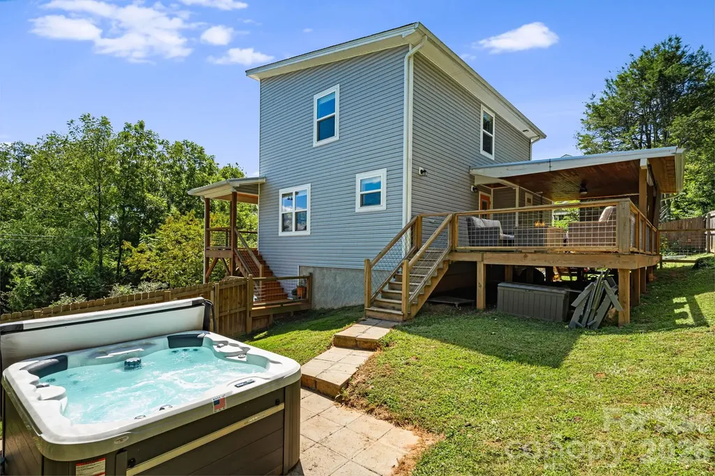 14 3rd Street Asheville NC 28803