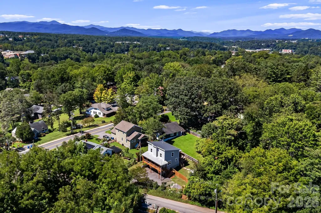 14 3rd Street Asheville NC 28803