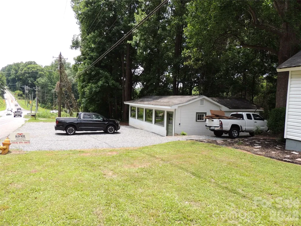 1002 S Main Street S Rutherfordton NC 28139