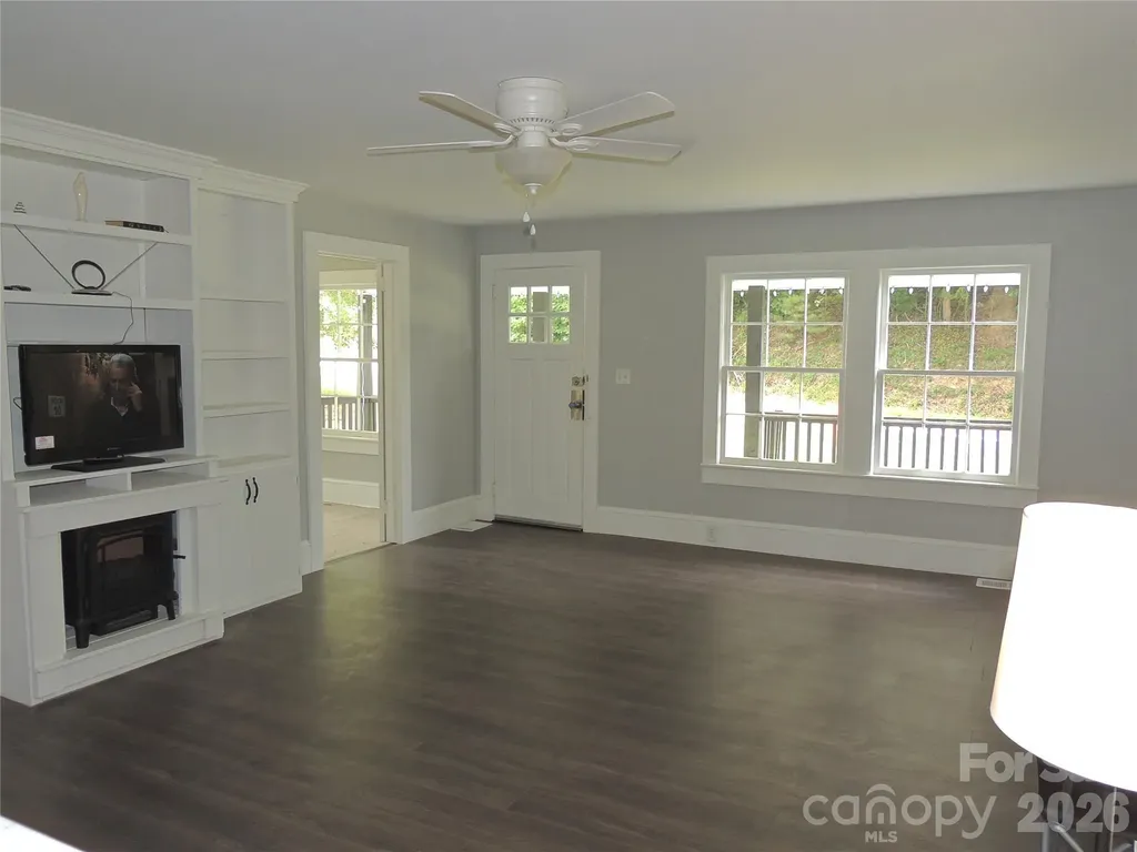 1002 S Main Street S Rutherfordton NC 28139