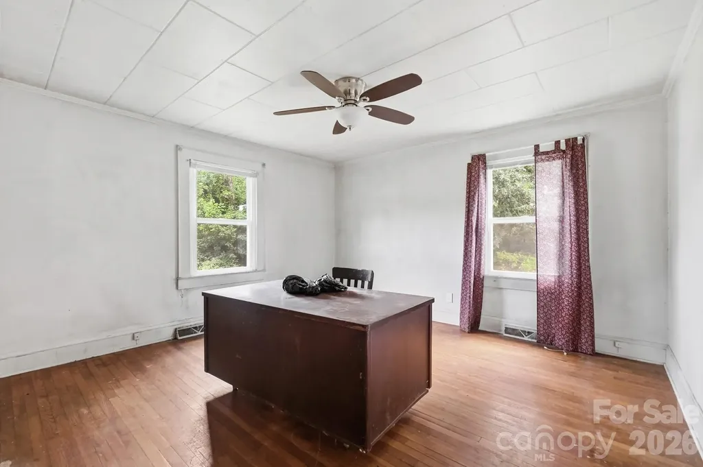 121 Piedmont Drive Lawndale NC 28090
