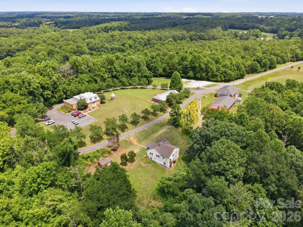 121 Piedmont Drive Lawndale NC 28090