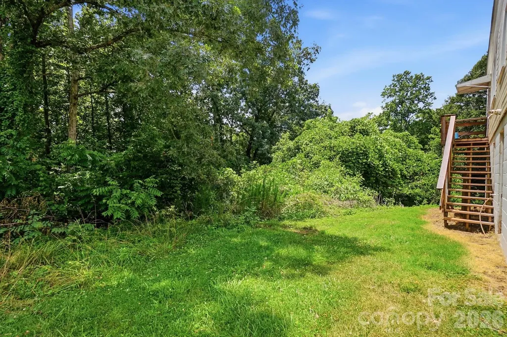 121 Piedmont Drive Lawndale NC 28090