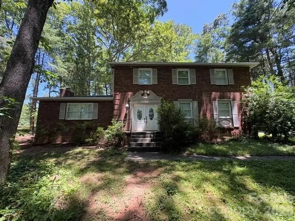 31 Spring Forest Circle Asheville NC 28803