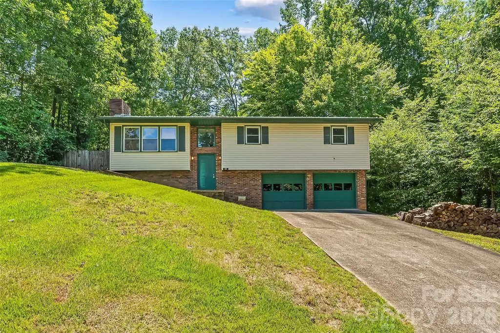 32 Swanns View Drive Marion NC 28752