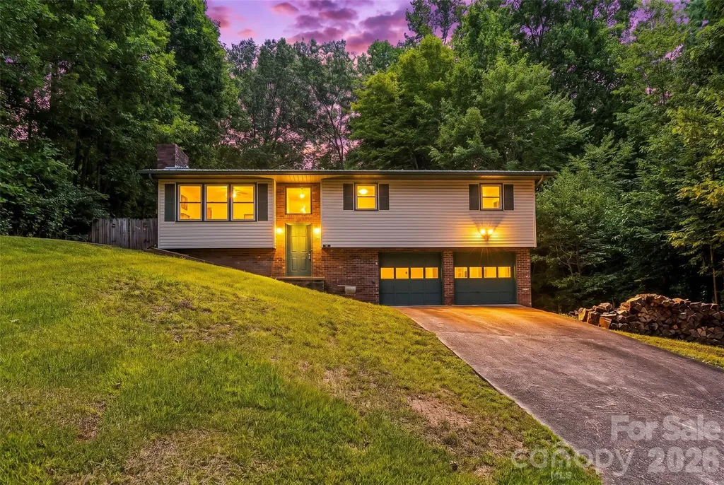 32 Swanns View Drive Marion NC 28752