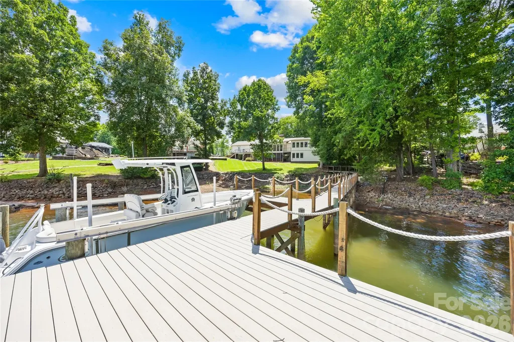 3960 Burton Lane Denver NC 28037