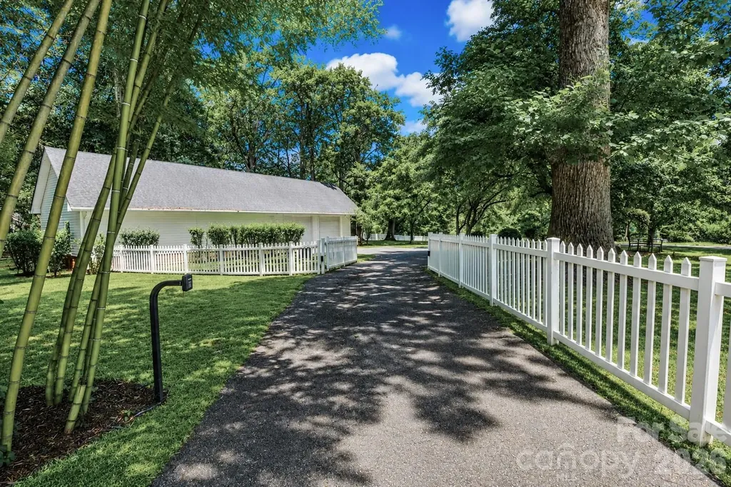 331 Beaver Farm Road Statesville NC 28625