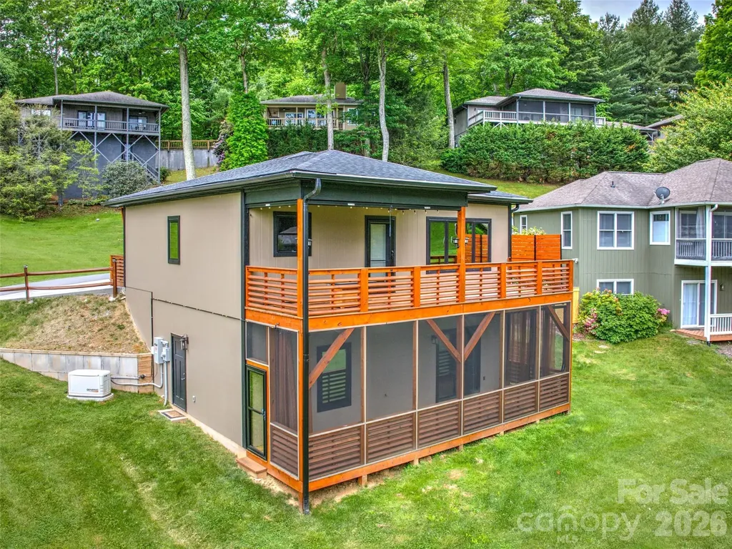 47 Winghaven Heights Waynesville NC 28786