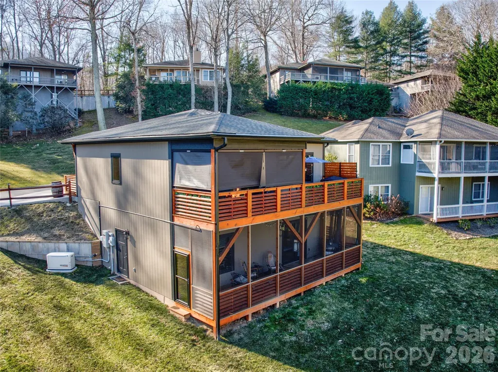 47 Winghaven Heights Waynesville NC 28786