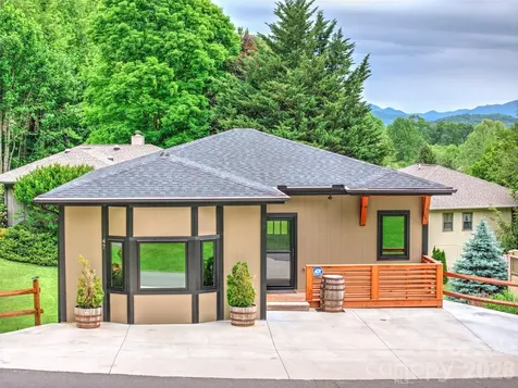 47 Winghaven Heights Waynesville NC 28786