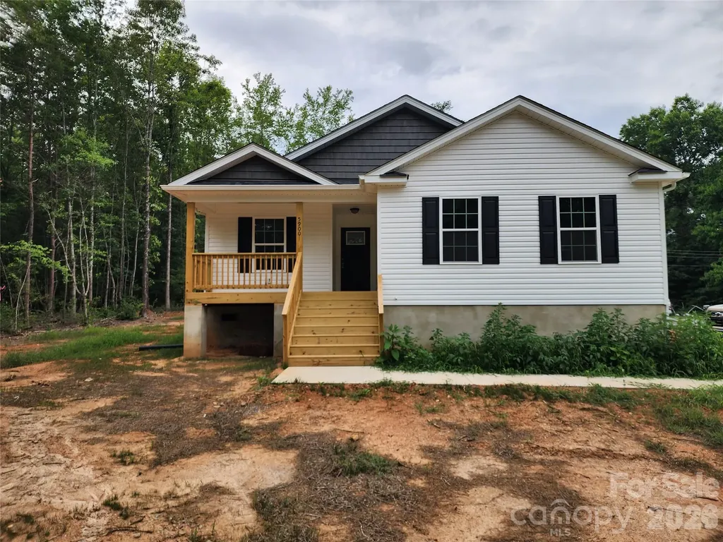 5900 Flamingo Drive Conover NC 28613