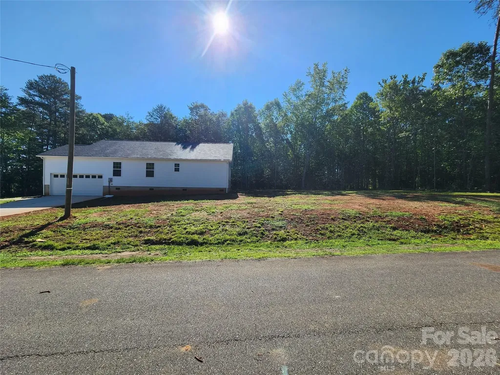 5900 Flamingo Drive Conover NC 28613