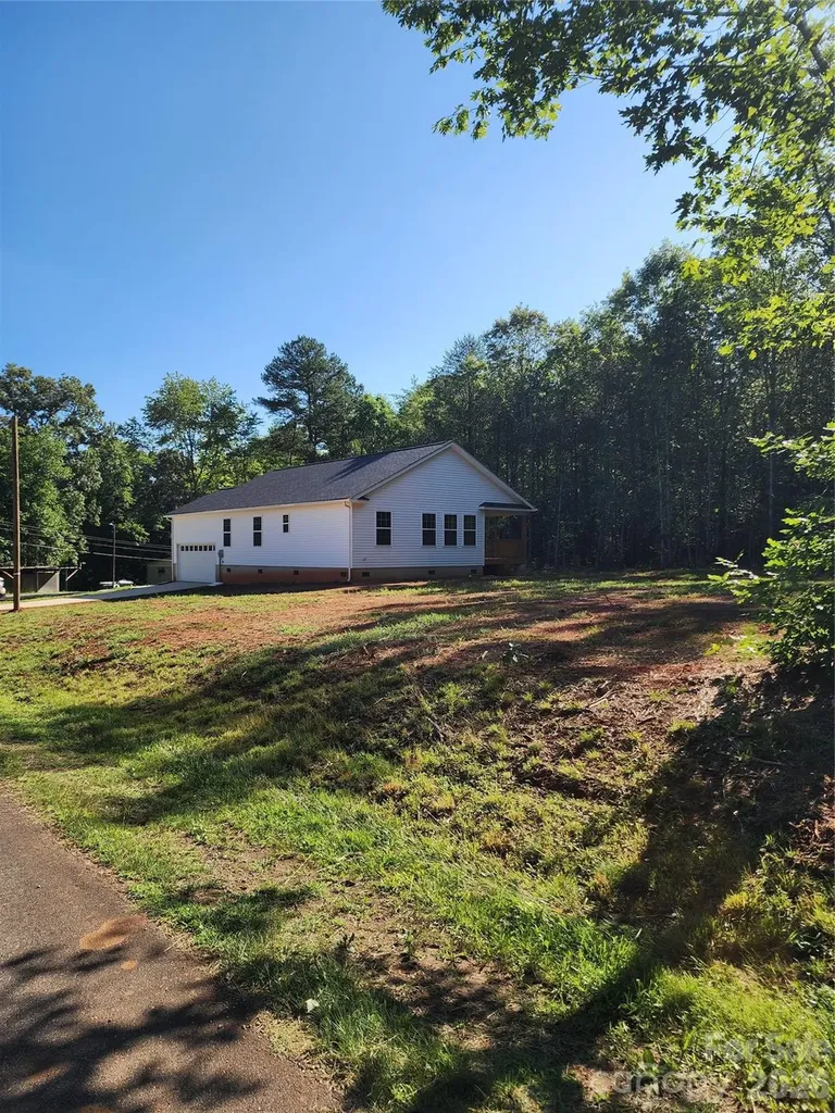5900 Flamingo Drive Conover NC 28613