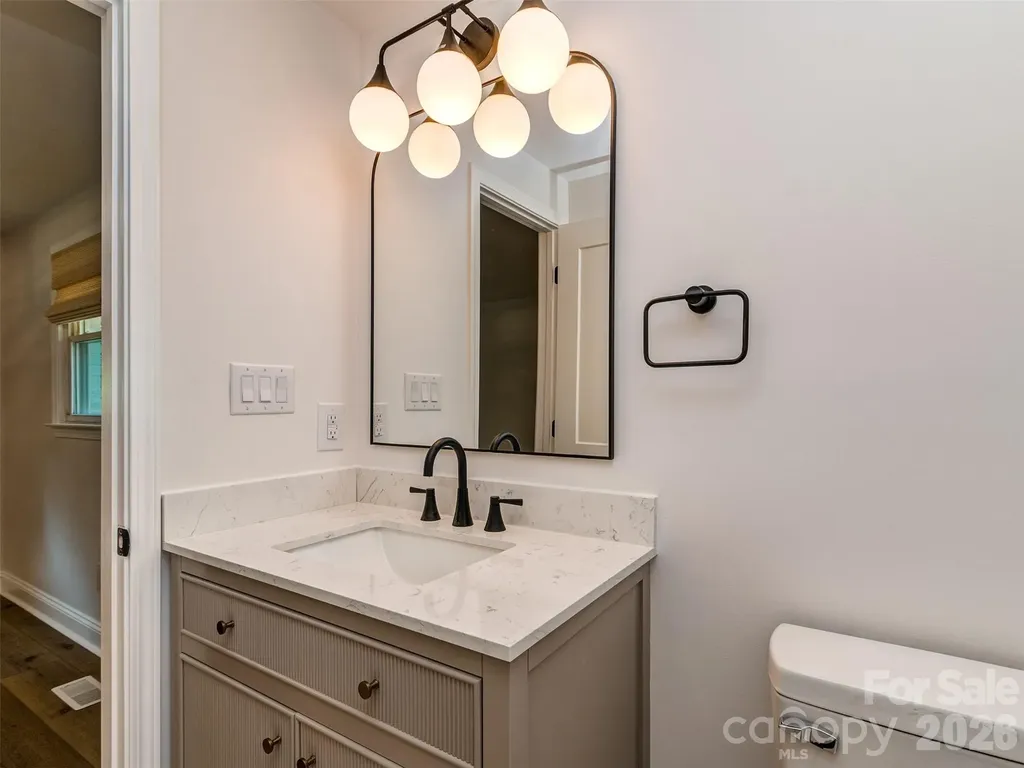 408 S Jackson Avenue Waxhaw NC 28173