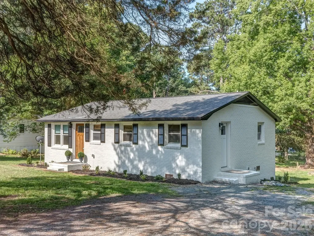 408 S Jackson Avenue Waxhaw NC 28173