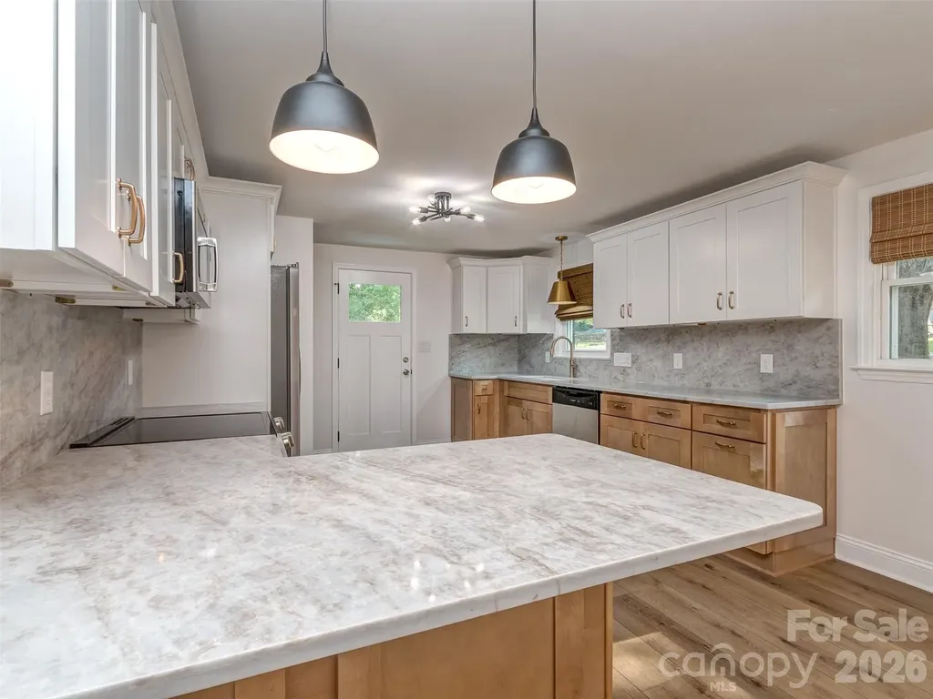 408 S Jackson Avenue Waxhaw NC 28173