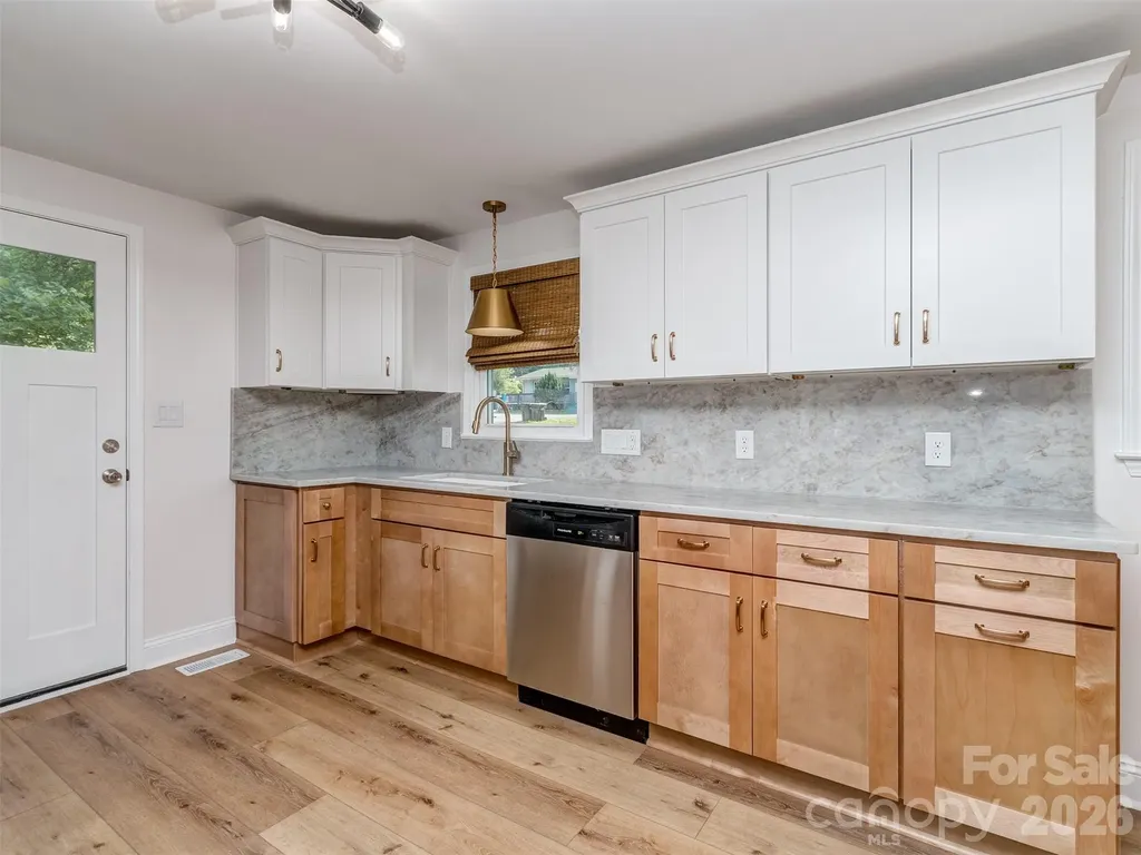 408 S Jackson Avenue Waxhaw NC 28173