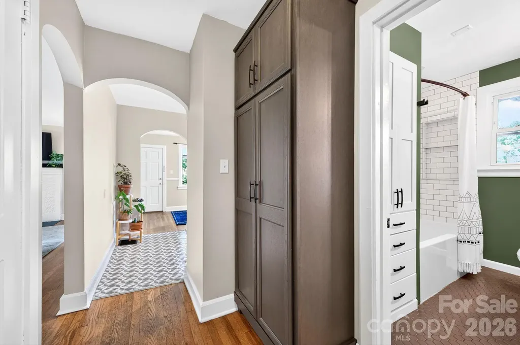 72 Ivanhoe Avenue Asheville NC 28806