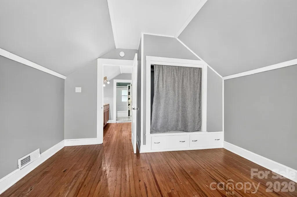 72 Ivanhoe Avenue Asheville NC 28806