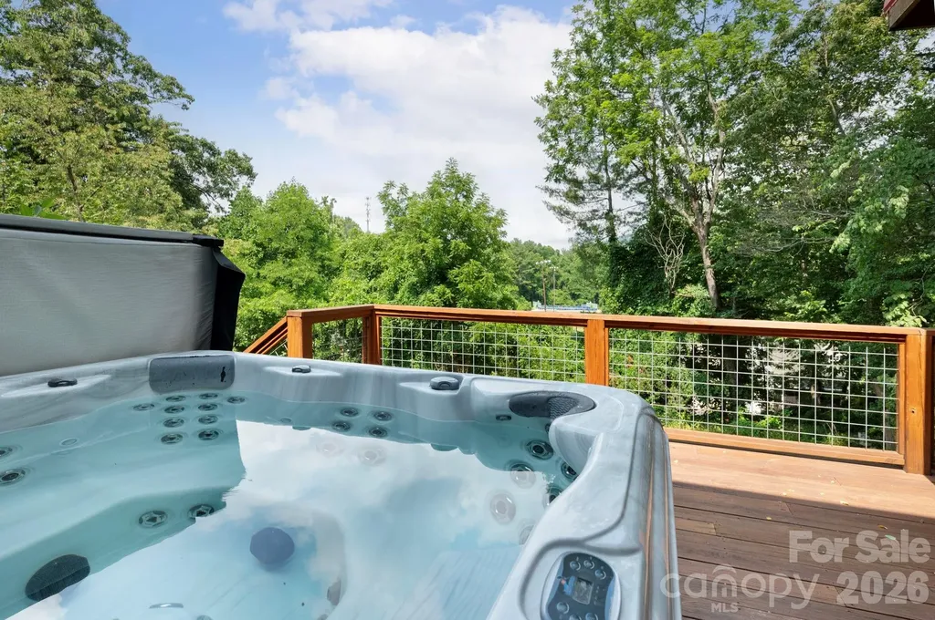 72 Ivanhoe Avenue Asheville NC 28806