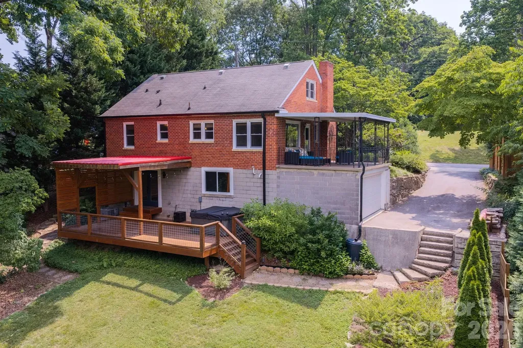 72 Ivanhoe Avenue Asheville NC 28806