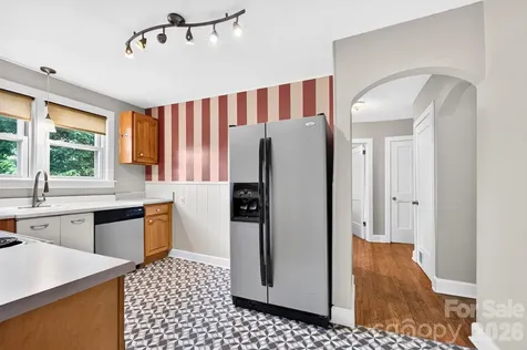 72 Ivanhoe Avenue Asheville NC 28806